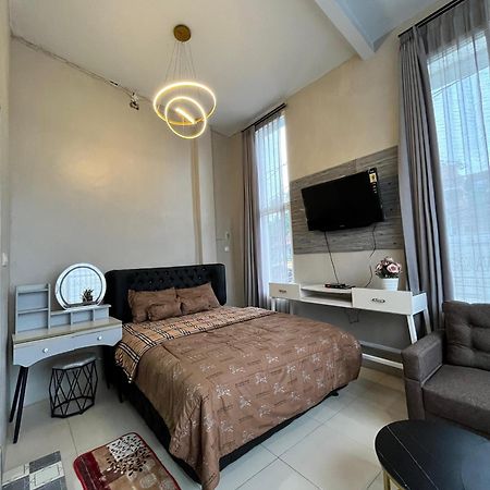 Java Hostel Tumpak Sewu Sidomukti Luaran gambar