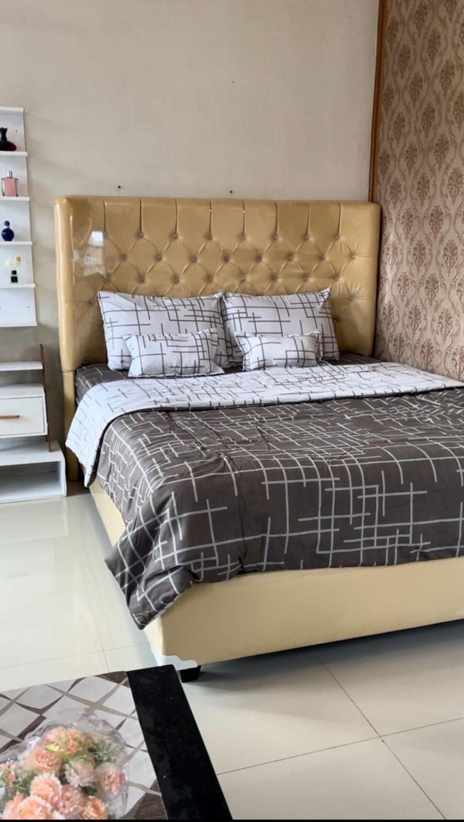 Java Hostel Tumpak Sewu Sidomukti Luaran gambar